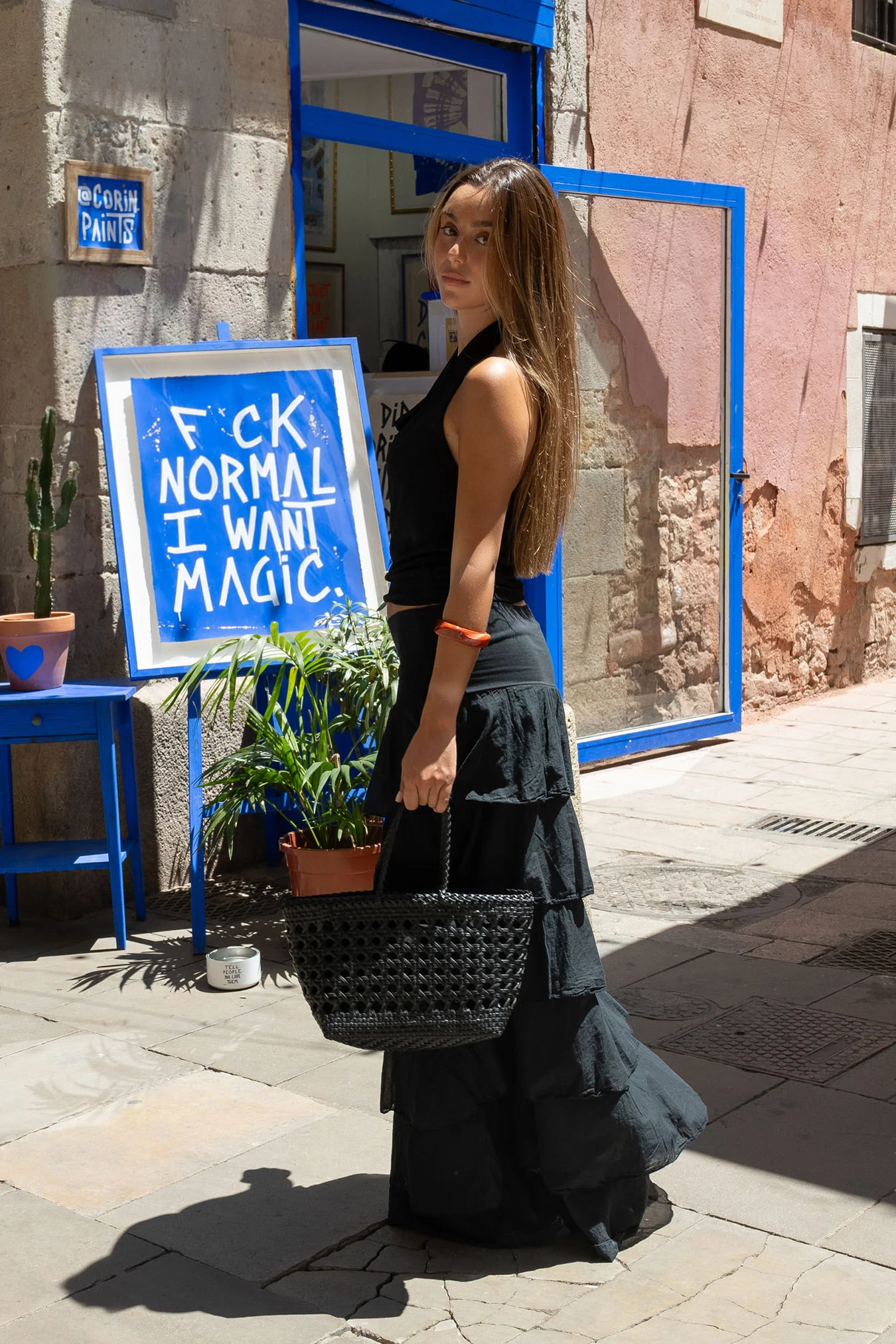 Falda Vira Negra - Image 4